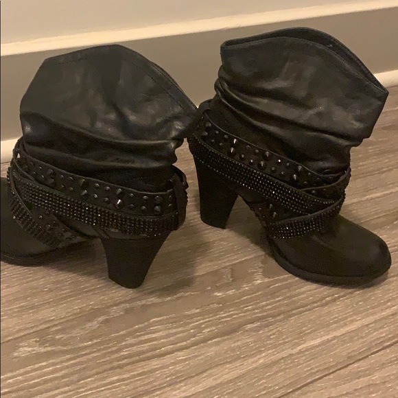 Booties - Picture 3 of 3